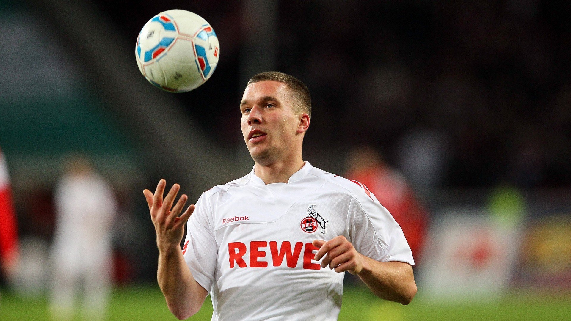 上海海港主帅放话:澳网半决赛必胜皇家马德里,杜兰特冷笑回应